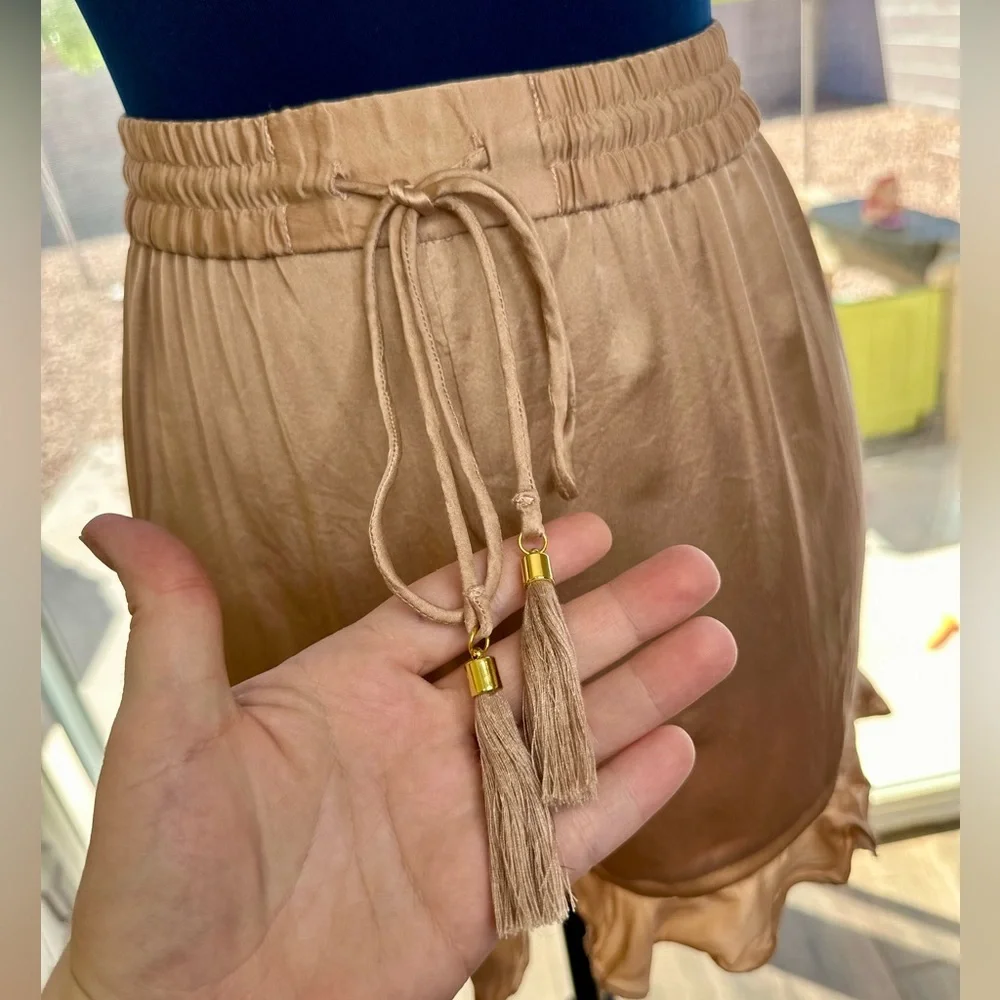 EUC Zimmermann Nude Silk Flutter Shorts - Picture 8 of 17